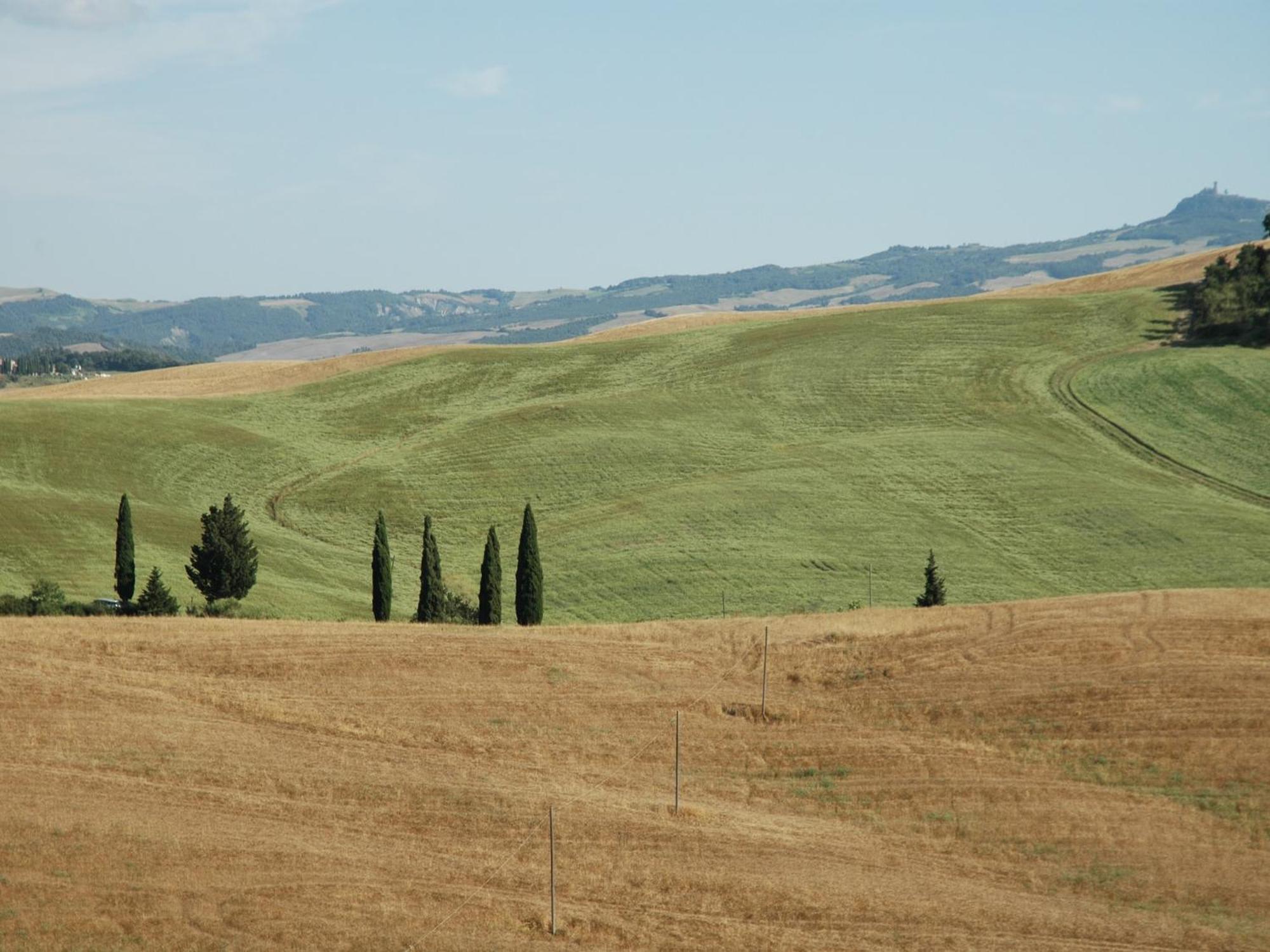 Modern Farmhouse In Pienza With Pool Exterior photo
